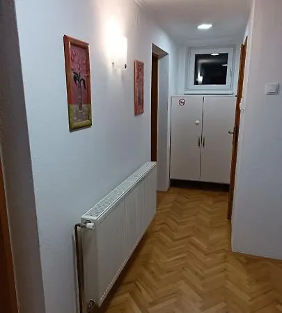 Apartment Stan Na Dan E&e *