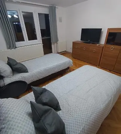 Apartment Stan Na Dan E&e Visoko