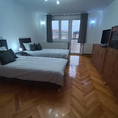 Stan Na Dan E&e Apartment Visoko